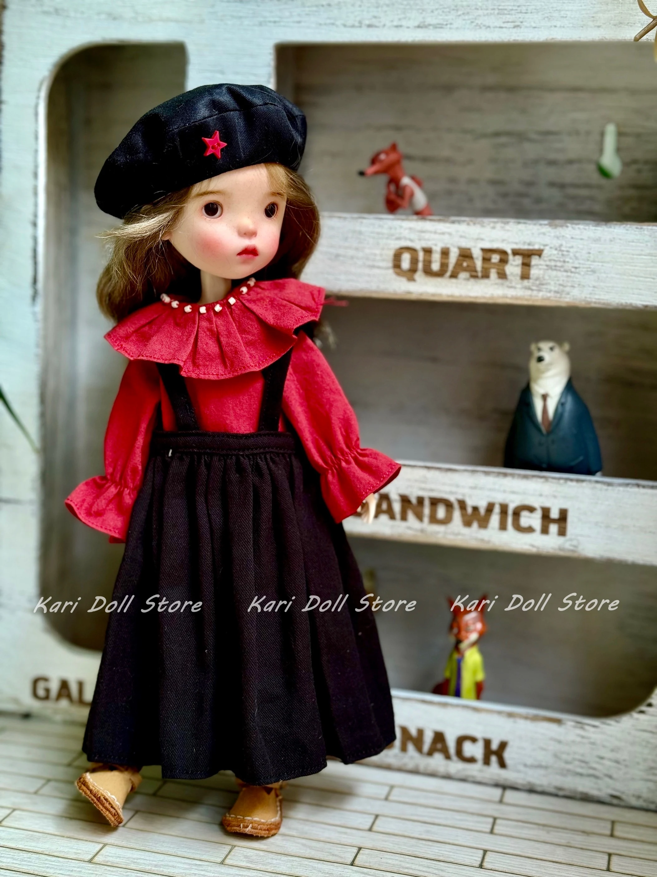 2026 Kari Doll Clothes and dress Red shirt, strap skirt and beret for Landazz Landoudou Doll