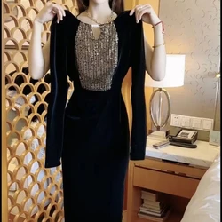 Yujie Style Round Neck Long Sleeved Heavy Velvet Women's Autumn and Winter New Style Hollow Out Slim Fit Dress