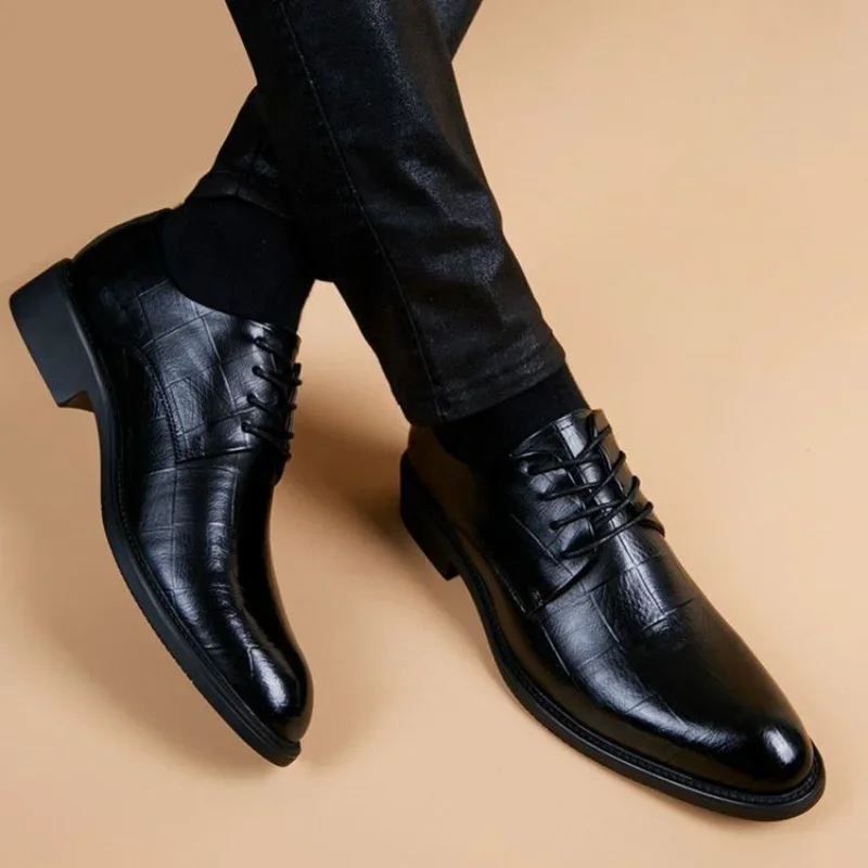 2024 Trend Dress Shoes Man Pointed Toe Social Shoe for Men Leather Casual Cheap Liquidation Low Price Legitimate Official Black