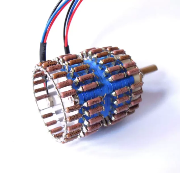 Copper-shafted 24-level dual channel all-brown L-type volume potentiometer