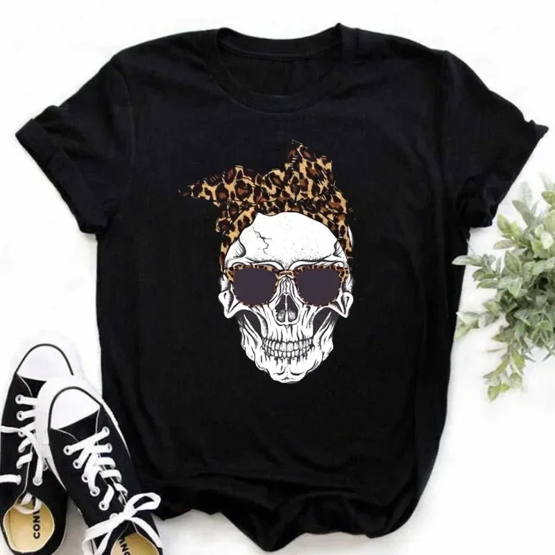 Camiseta con estampado de corazón de amor de leopardo para mujer, camiseta negra, Camiseta estampada de manga corta para mujer, camisetas informales para mujer