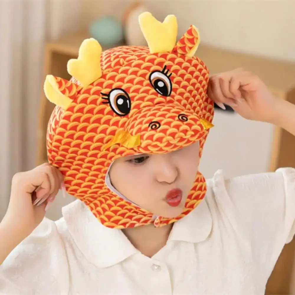 Cartoon Dragon Cartoon Dragon Headgear 2024 Dragon Year Mascot Dragon Plush Hat Cartoon 3D Fluffy cappello in stile cinese