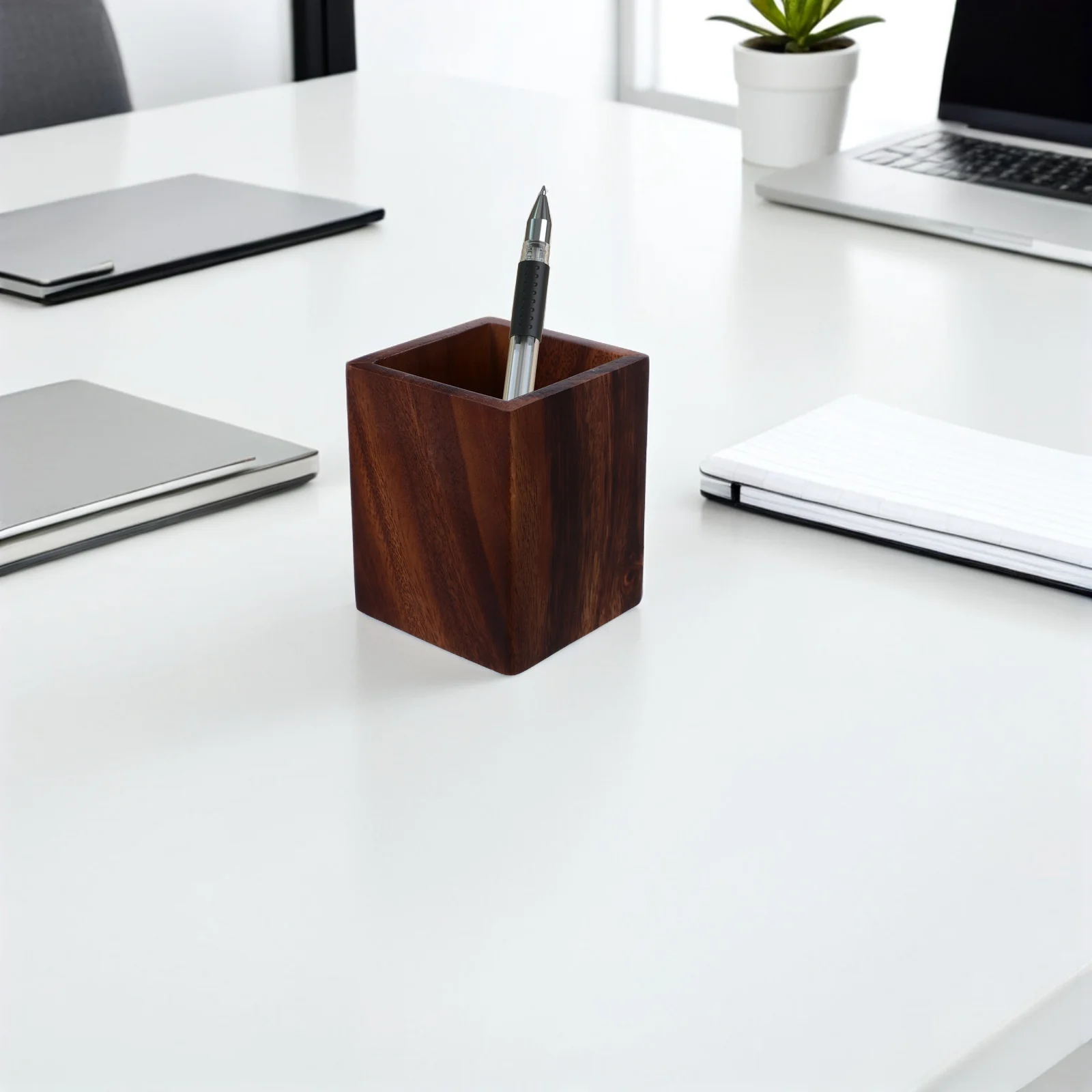 

Wooden Walnut Pen Cup Holder Dark Brown Square Desktop Pencil Holder Organizer Stationery Makeup Brush Container Office Desk