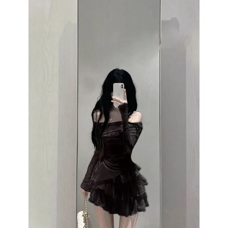 Sweet Sexy Off Shoulder Slim Fit Long Sleeve Tops Women+ Y2k High Waist Ruched Cake Skirts 20234 Summer New Two Piece Sets