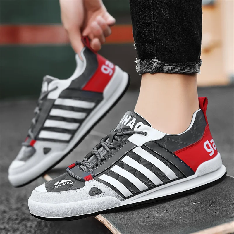 Spring Trendy Casual Shoes Men Designer Sneakers Comfortable Hip Hop Men Loafers Shoes Breathable Sports Shoes Men Flat Trainers