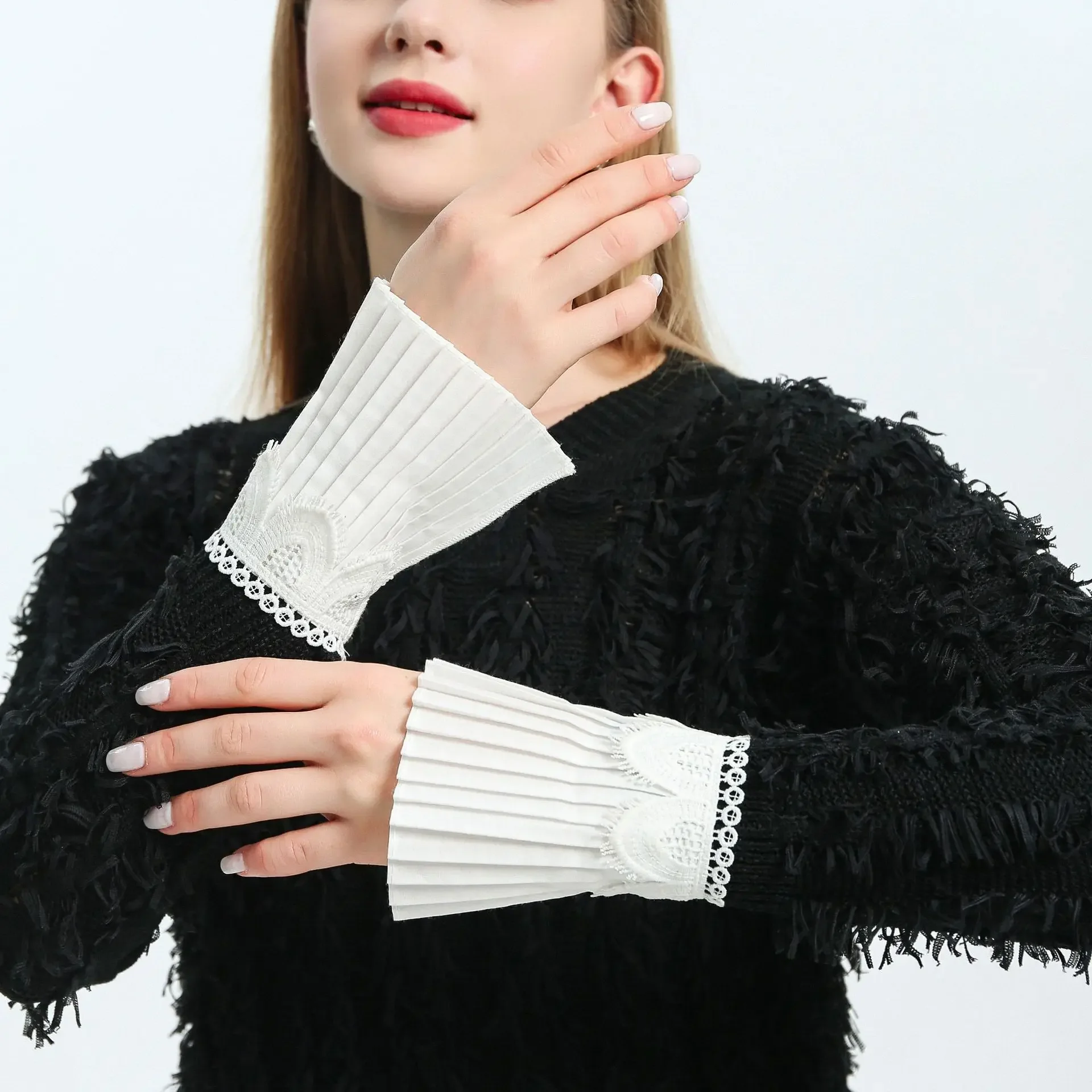 

Women Dress Shirt Detachable Fake Sleeves Spring Sweater Wrist Pleater Fake Cuff Decorative Sleeves Lace Ruffles Sleeve Cuff