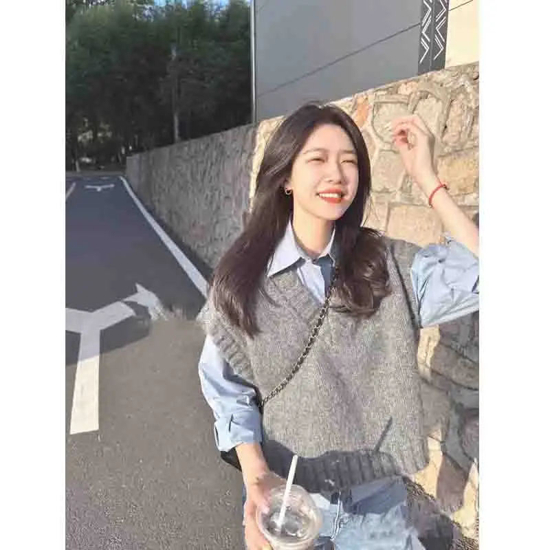 Fashion Korean Gray Sleeveless Elegant Knitted Women's Sweater Vest Sweet Solid Casual V Neck Tank Top Spring Autumn New 9702