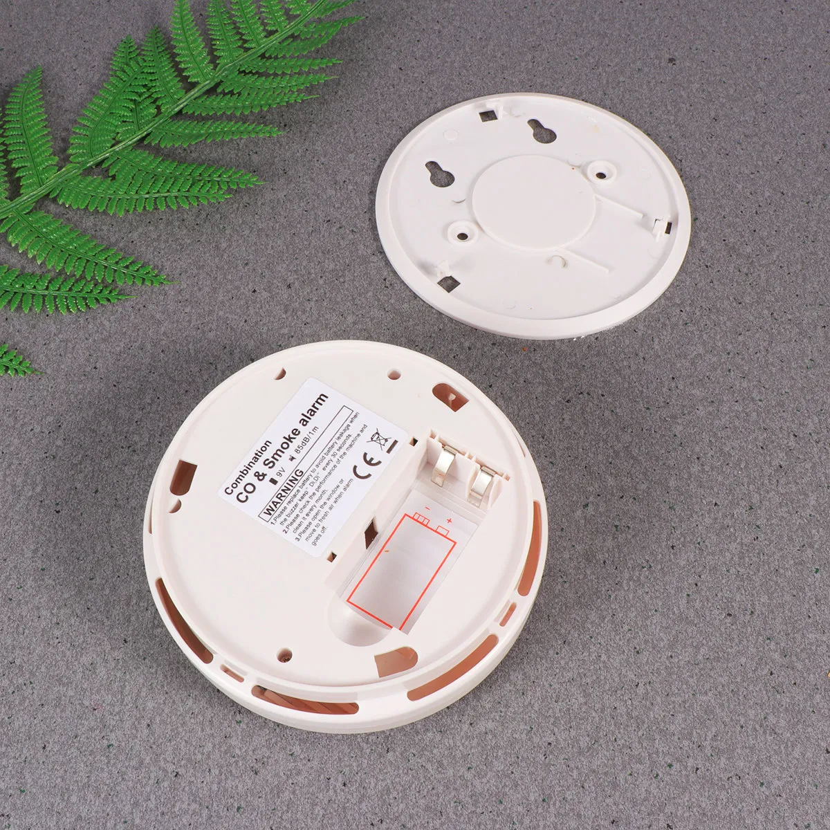 

Combination Smoke and Carbon Monoxide White LCD Display Battery Operated Smoke Co Alarm High Sensitivity Real Time Ppm