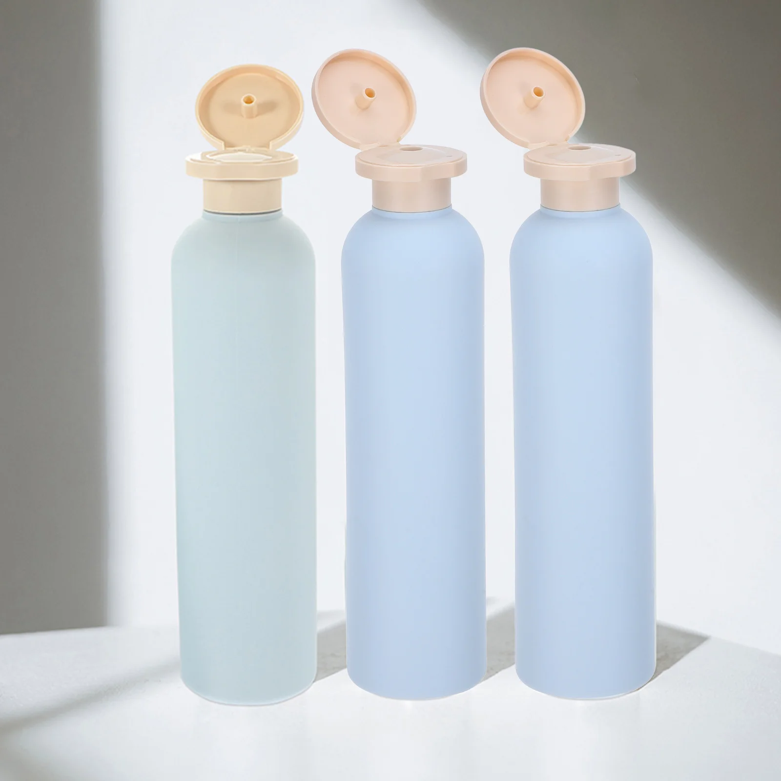 ขวดโลชั่นแบบเติมได้ 3 ชิ้น ขนาด 260 มล. สำหรับเดินทาง ใช้ใส่แชมพู ครีมนวดผม ป้องกันการรั่วซึม ขวดบีบ