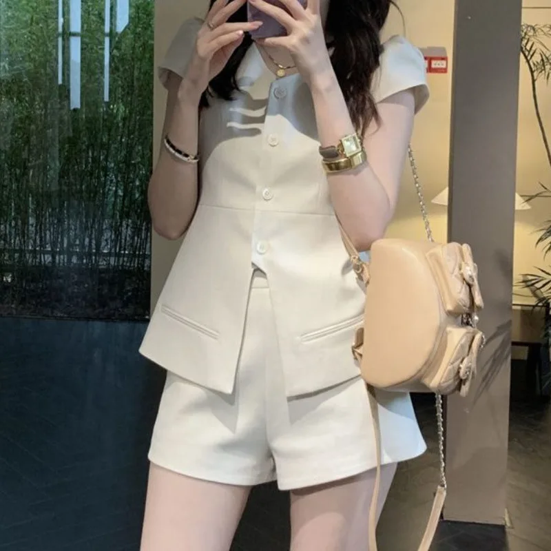 

2026 Summer Women's Elegant Vest Coat & Shorts 2 Piece Set Fashion Casual Matching Outfit Full Set Streetwear Style Matching Set