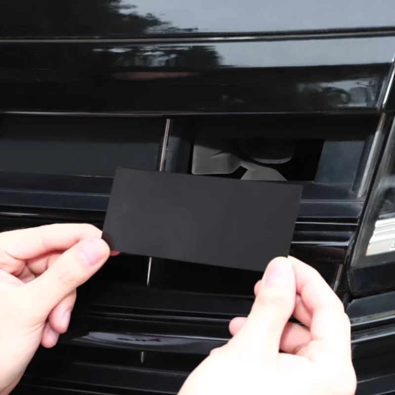 1 Pair ABS Car Exterior Front Middle Grille Blocking Cover Sticker Plate Dust-proof Central Grid Block Baffle for Touareg 19-24