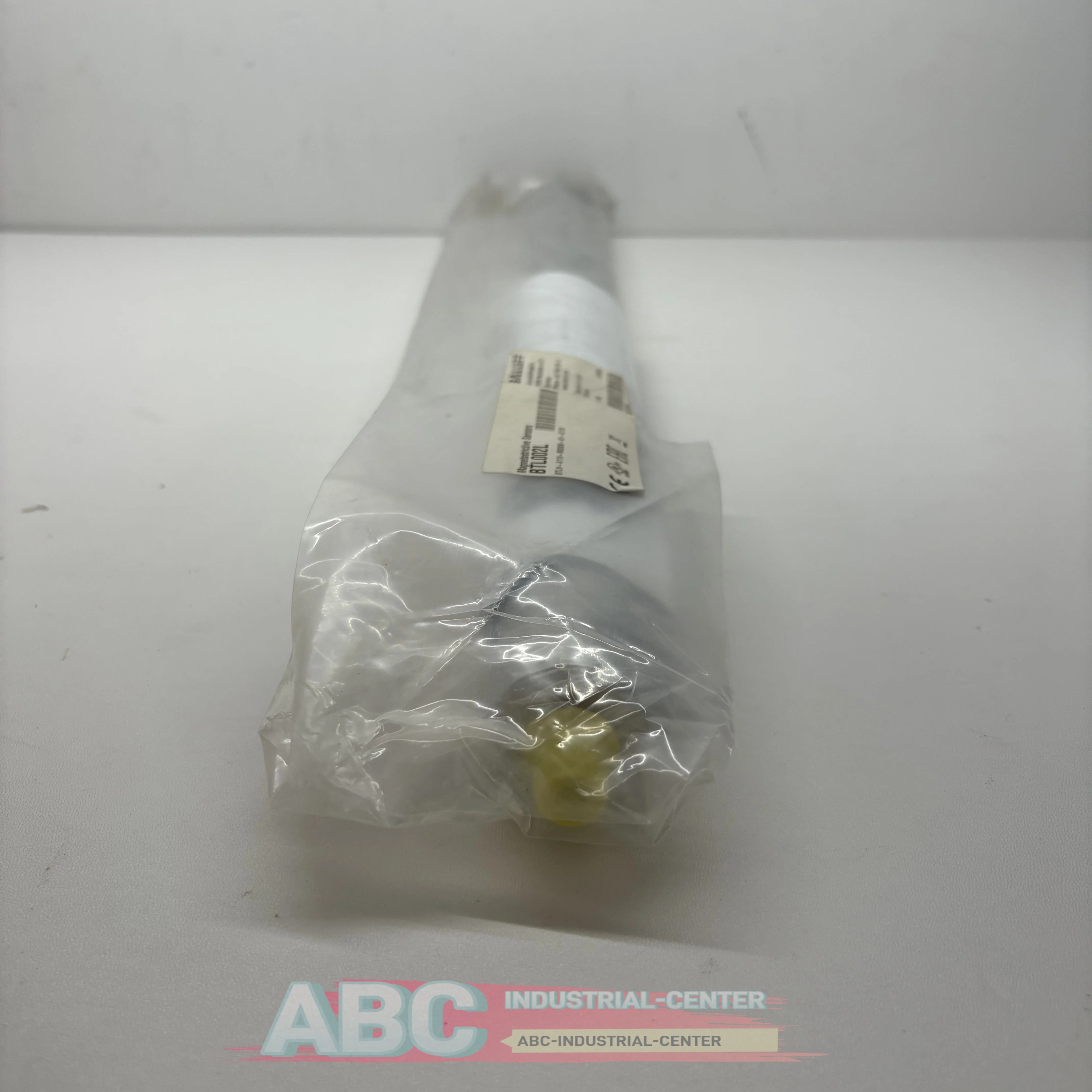 BTL002L BTL6-A110-M0300-A1-S115 New original Displacement sensor