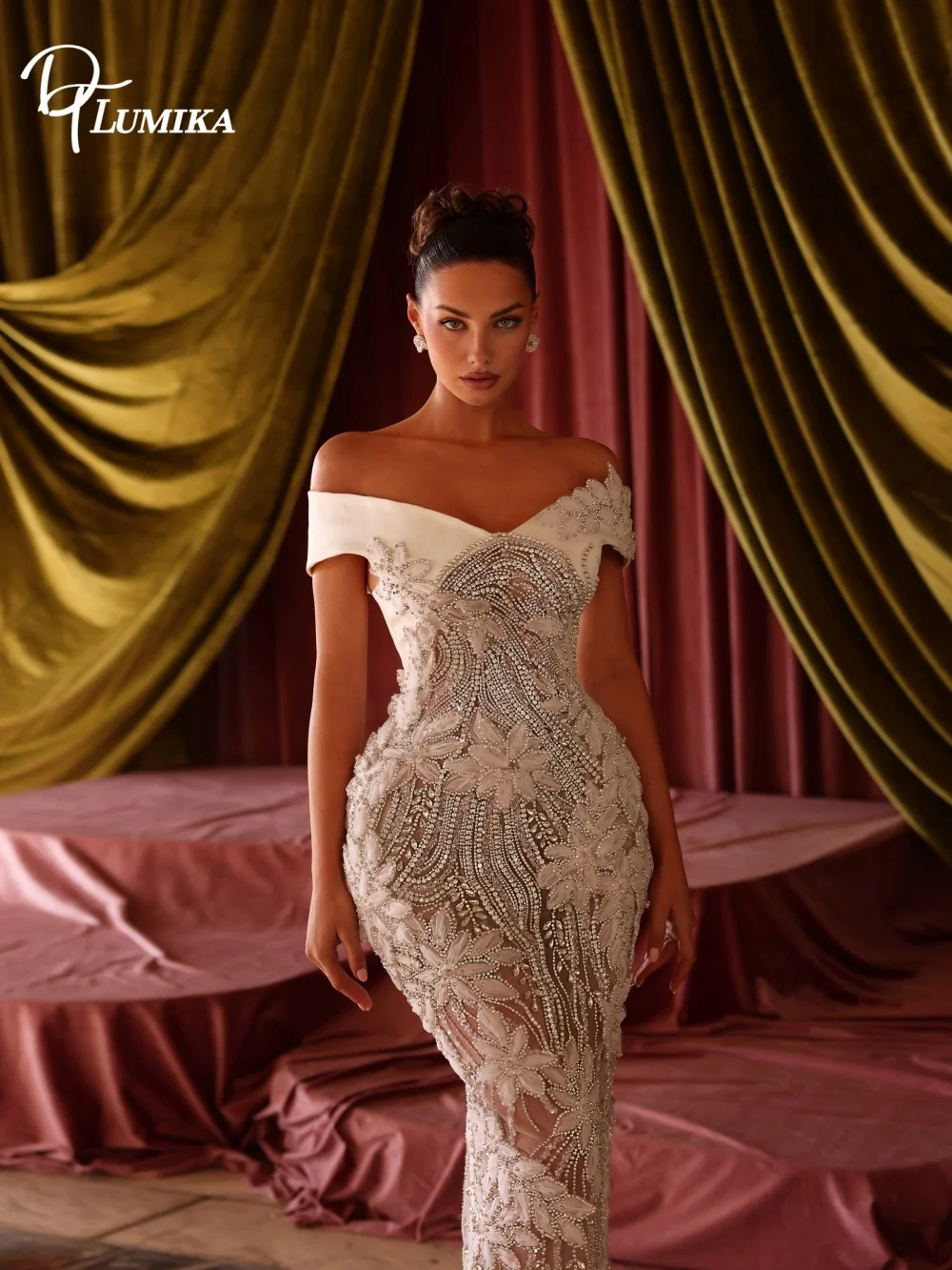 Glamorous Off Shoulder Beaded Bridal Gown Opulent Customized Lace Mermaid Wedding Dress Sheer Fitted Silhouette Vestido De Novia