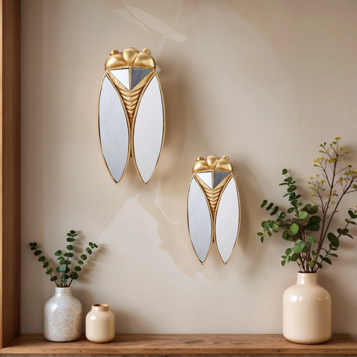 1PC, Golden Resin Mirror Surface Golden Cicada-Shaped Home Decoration Pendant