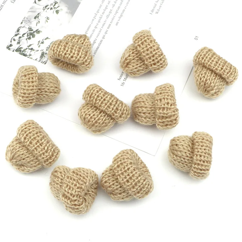 10 Stück Mini Strickmützen Brosche Pins Abzeichen DIY Nähen Bastelmaterialien Bastelbedarf Kinder Kopfbedeckung Puppenkleidung Zubehör – Detail 13