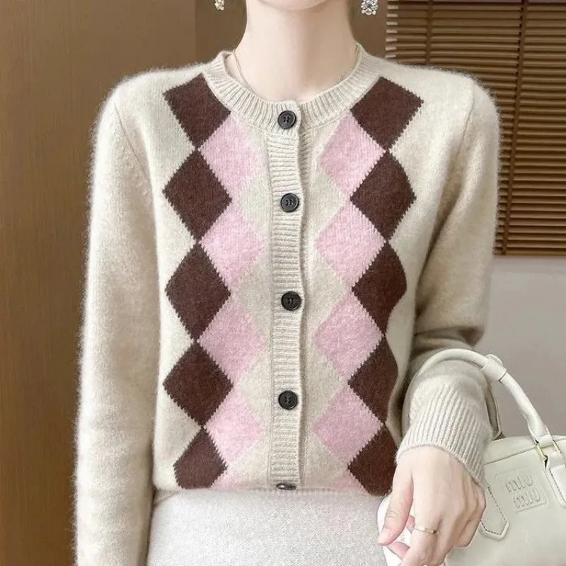 2025 New Autumn Cardigan Women's Diamond Checkered Color-blocked Sweater Jacket Loose Knitted Sweater Outer Top