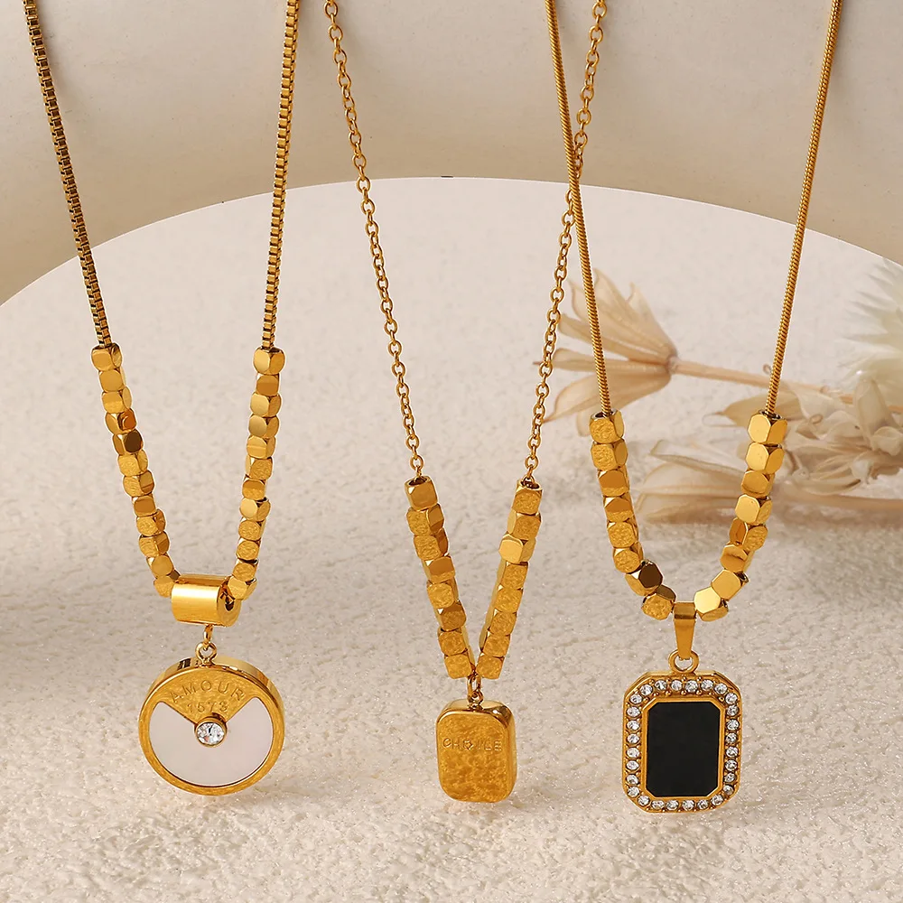 

New French Style Vintage Sugar Elegant Light Luxury Necklace Stainless Steel Black Square Brand Diamond Pendant Necklace Jewelry