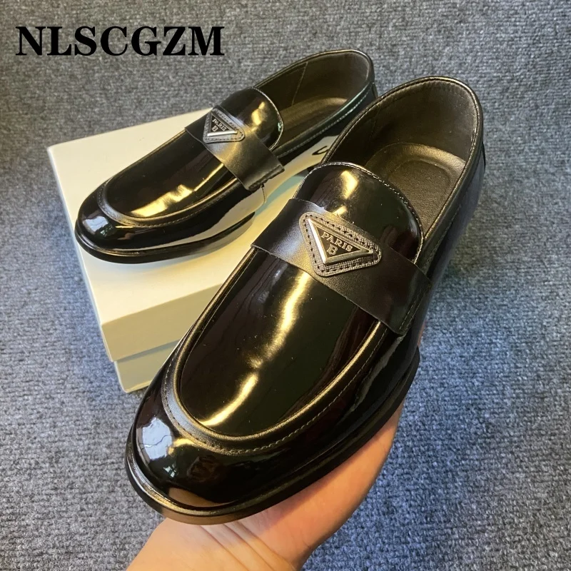 

Coiffeur patent leather dress shoes for man loafers luxury designer shoes brand gentleman formal shoes for man stylish shine