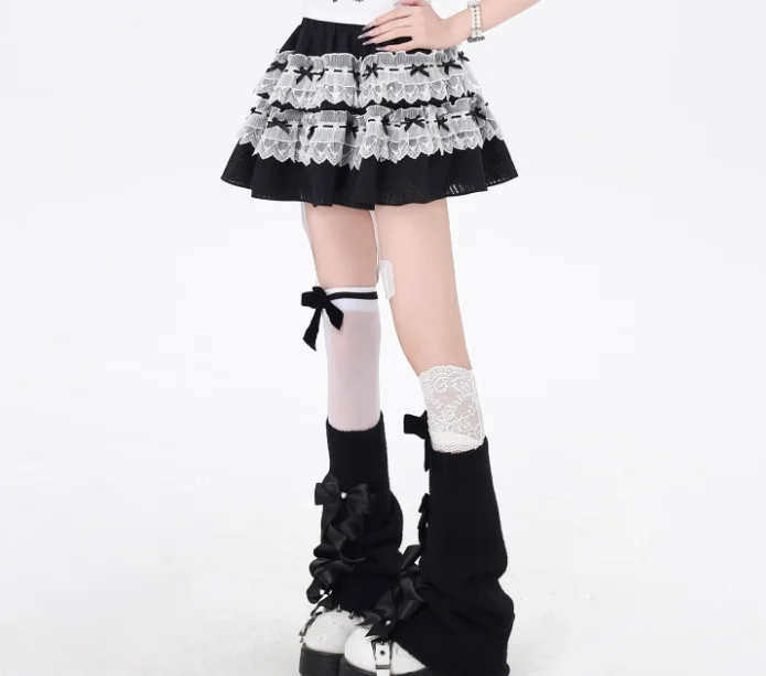 กระโปรงลูกไม้สีดำขาวสไตล์ญี่ปุ่นน่ารัก ดีไซน์โบว์  กระโปรงทรงเค้กเอวสูง  แฟชั่นฤดูใบไม้ผลิและฤดูร้อน  ใส่ได้หลากหลาย  ช่วยให้ดูอ่อนวัย