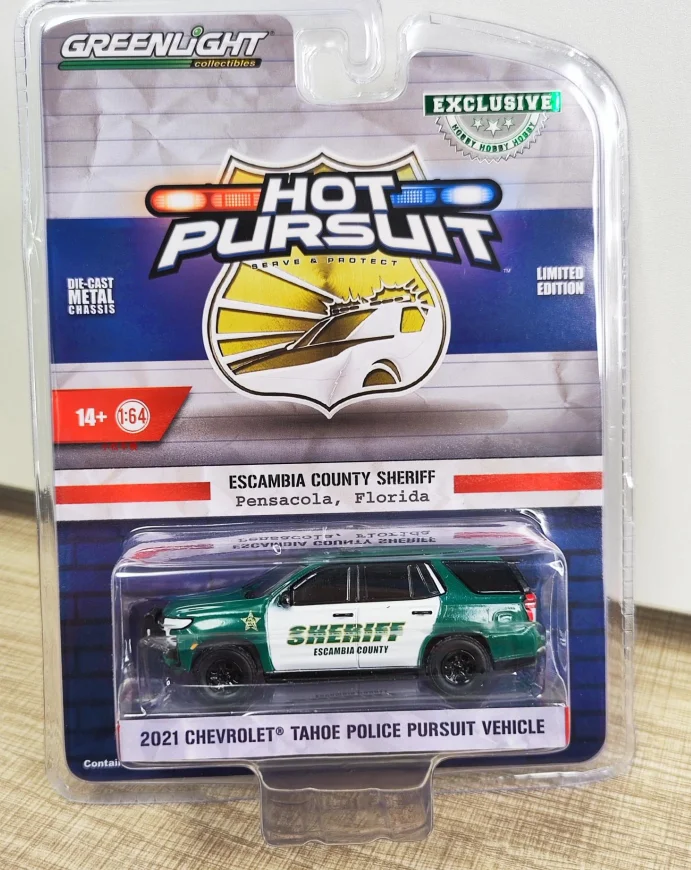 All 1:64  Series 2021 CHEVROLET TAHOE  Z71 , POLICE PURSUIT VEHICLE  Diecast Metal Alloy Model Car Toys For  Gift Collection