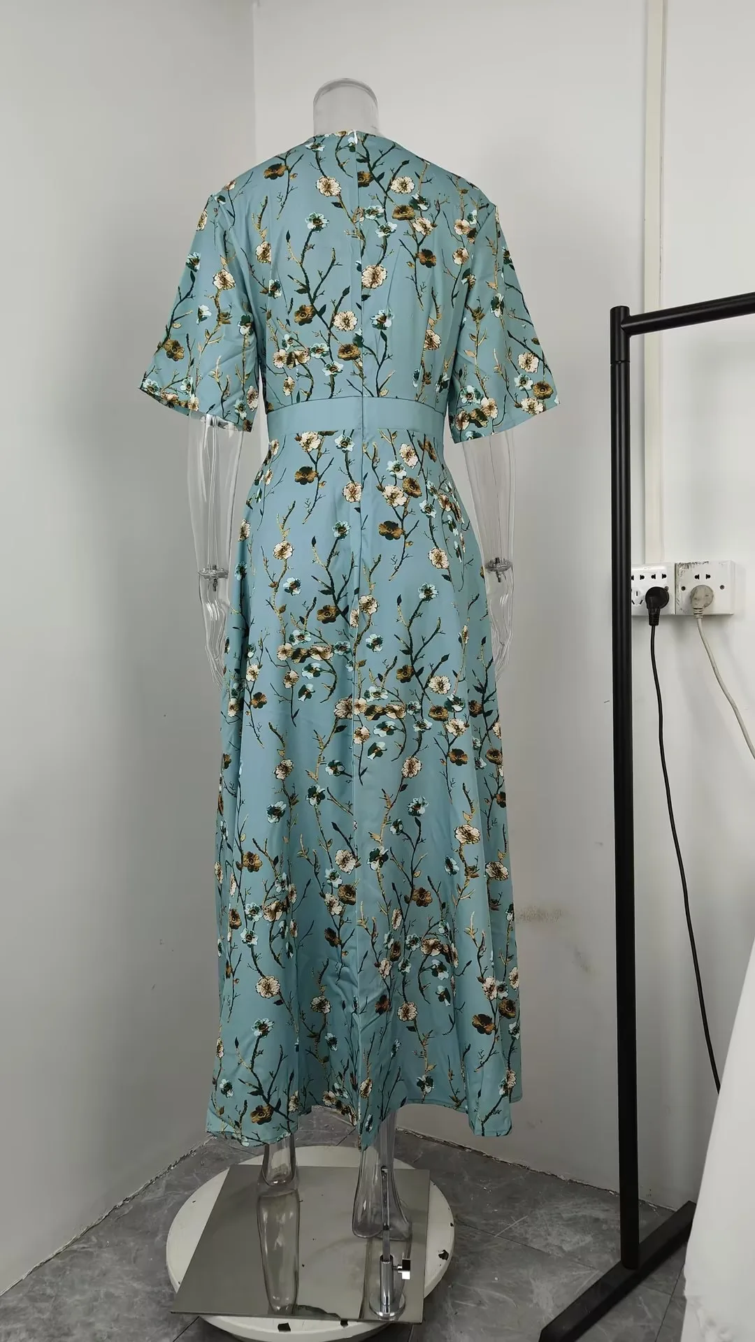 Frühling Sommer Frauen Mode V-ausschnitt Belted Party Langes Kleid Kurzarm Tasche Femlae Urlaub Übergroßen Lose Druck Maxi Kleider – Detail 24