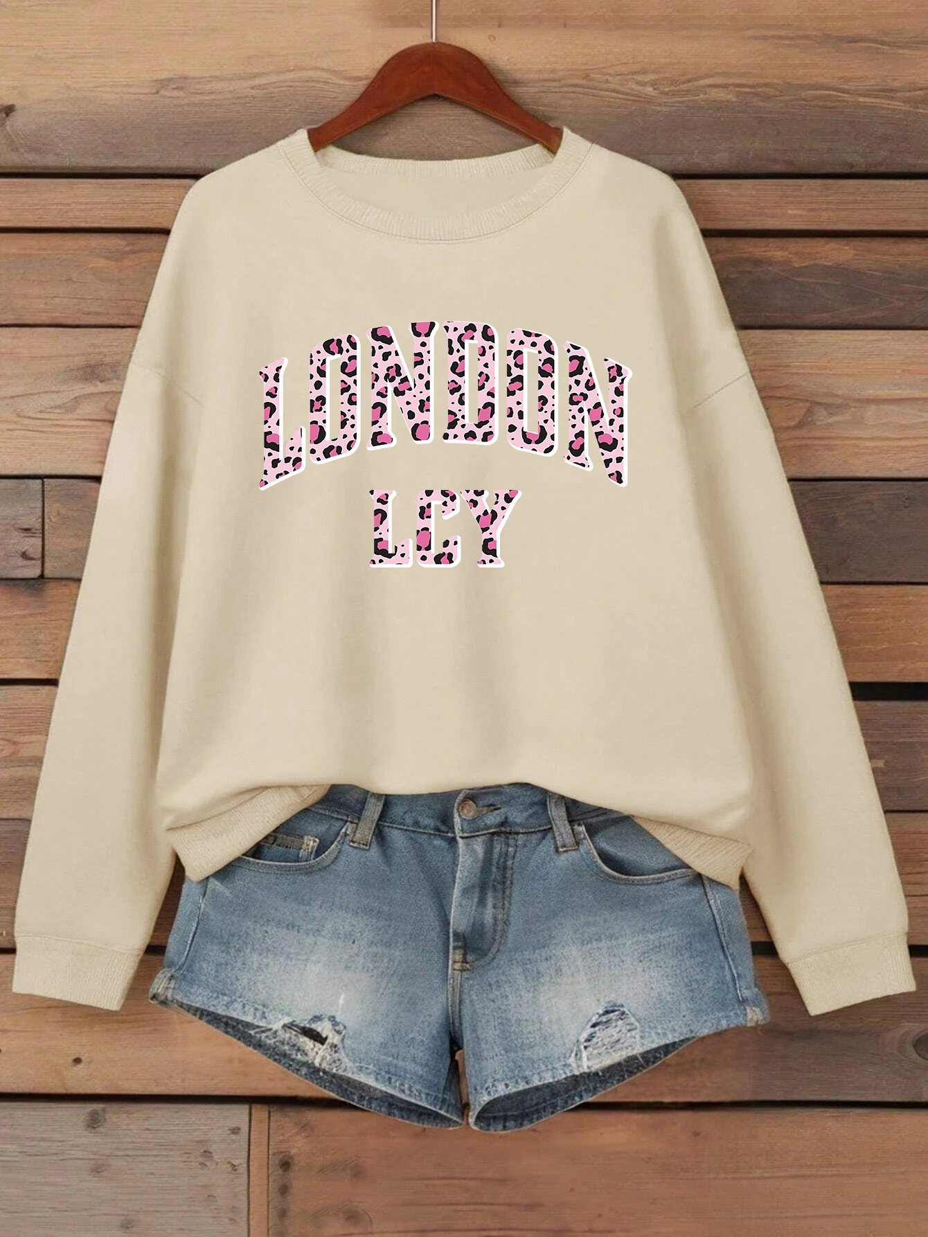 Pink Leopard Print London City Printing Sweatshirts Women Crewneck Fleece Sportswear Loose Autumn Pullovers All-Match Clothes