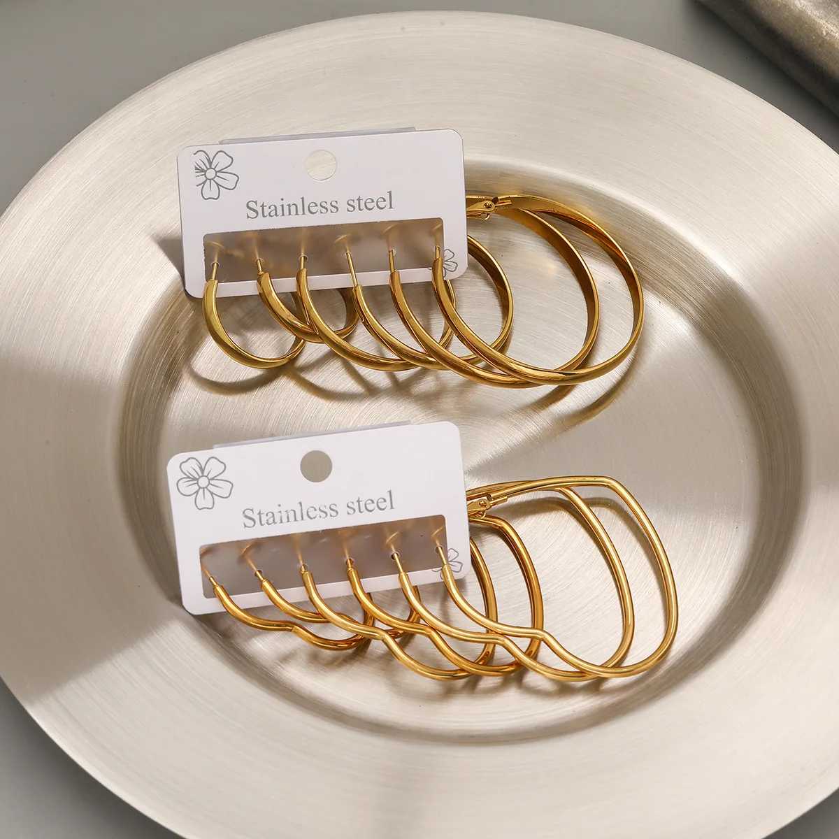 Wholesale 3 Pairs Stainless Steel Hoop Earrings Multi Size Gold Circle Huggie Earrings Women Fashion Jewelry