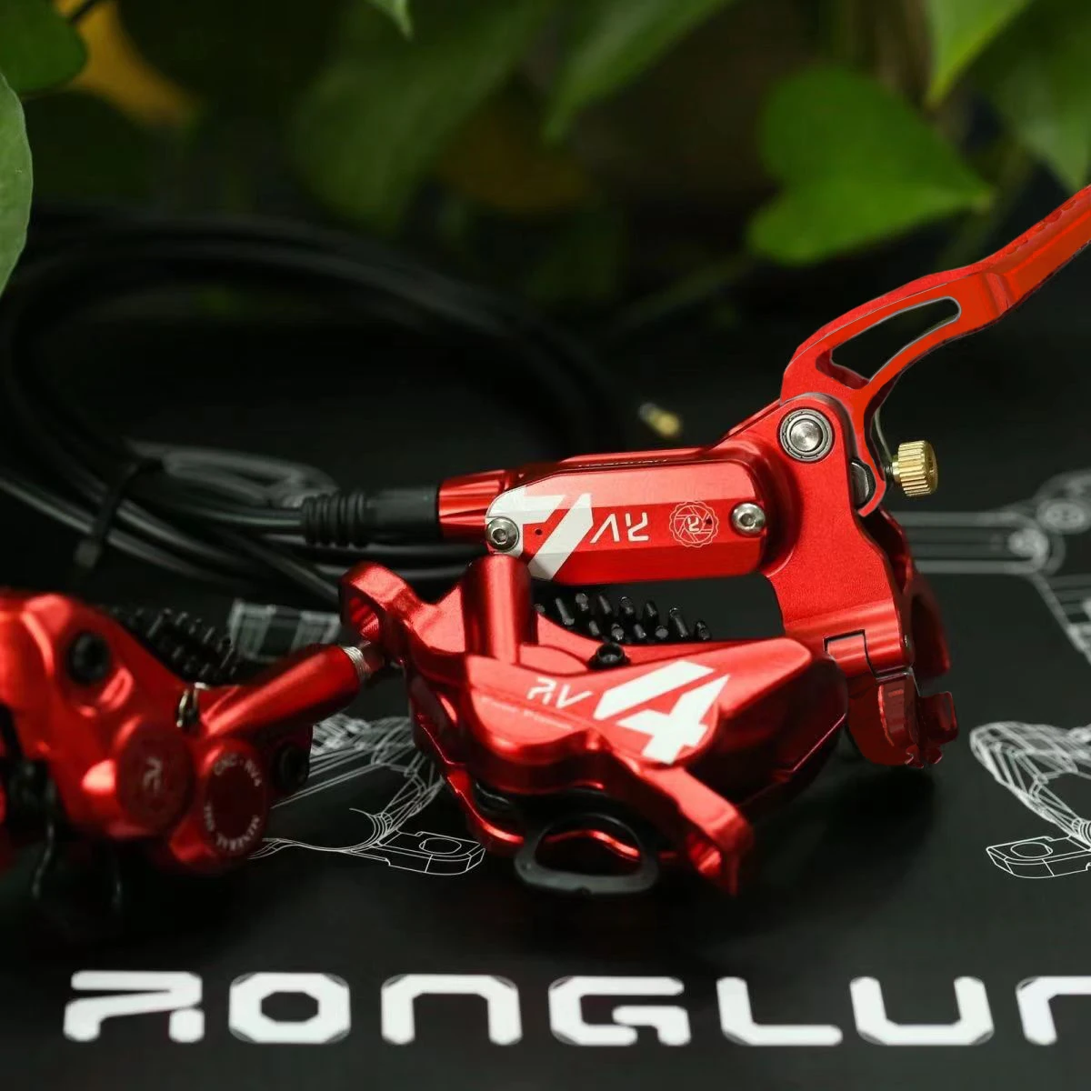 Ronglun High Quality 4 Pistons Hydraulic Disc Brake 850/1500mm Mountain Bike AM DH MTB Soft Tail Parts CNC Levers and Brakes
