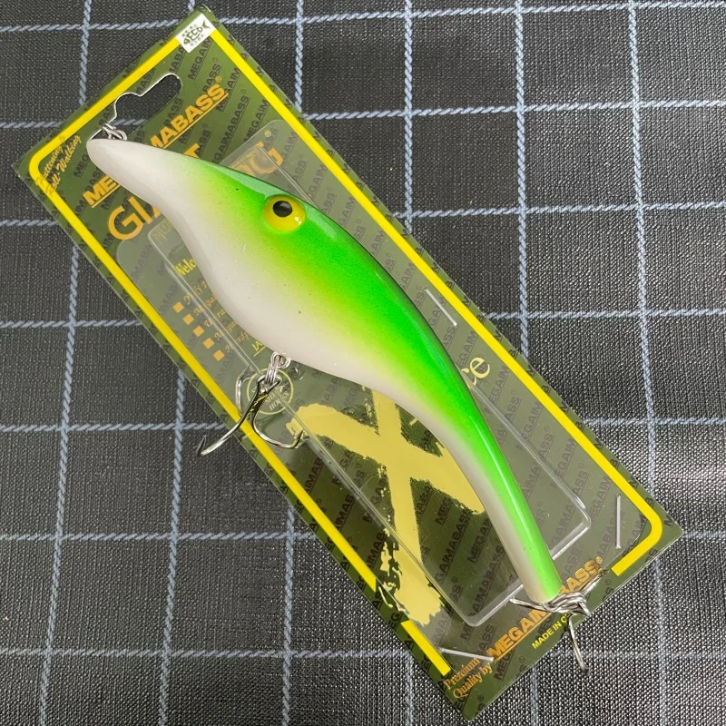

MEGAIMABASS 8017New Saltwater Sinking Pencil: Vibrating Long Cast Lure for Sea Bass & Spanish Mackerel – Realistic Hard Bait