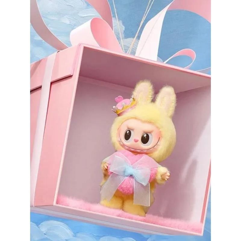 Boneka Gantung Kartu Vinyl Plush Pop Mart LABUBU King and Queen Chess Adventure atau Figur Aksi Seri Hadiah