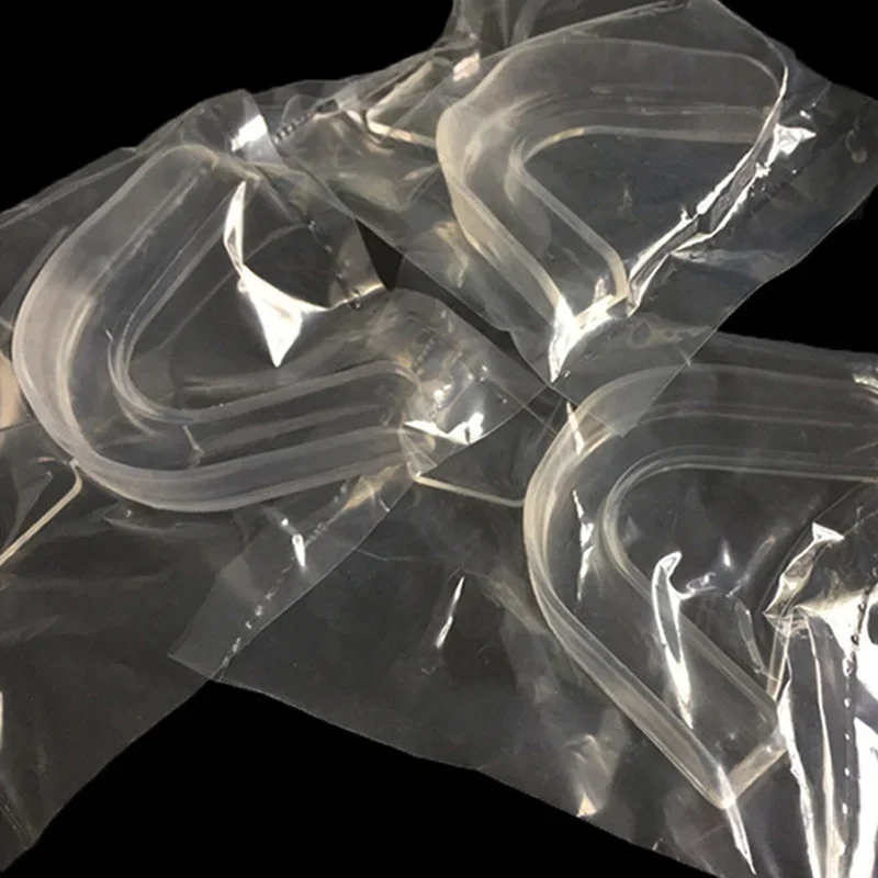 เทอร์โมพลาสติก Whitening ถาดทันตกรรมฟันขาวฟันปากถาดฟัน Whitener โปร่งใส Protector Oral Care ยาสีฟันสูตรเกลือผสมฟลูออไรด์ผสานพลังสมุนไพรฟันขาวสะอาดลดกลิ่นปากเครื่องมือ