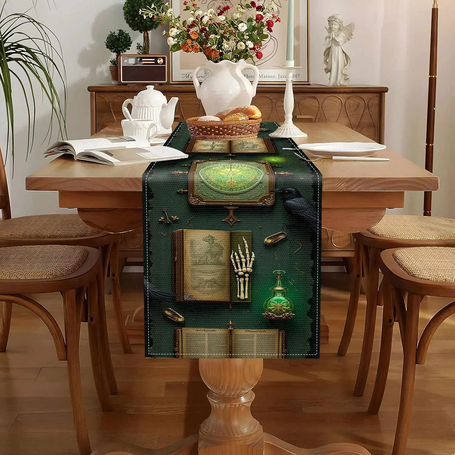 قطعة واحدة من مفرش الطاولة ذو الطابع السحري الغامض مع الكتب القديمة والغربان وأنماط زجاجات الجرعة، مناسبة للمساحات الخيالية والحفلات ذات الطابع السحري