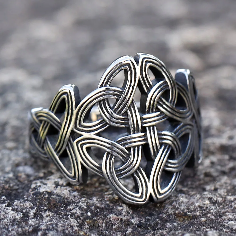 2023 New fashion Vintage Celtic Knot Totem Ring Nordic Mythology Viking Warrior Men\'s Ring Domineering Fashion jewelry for gift