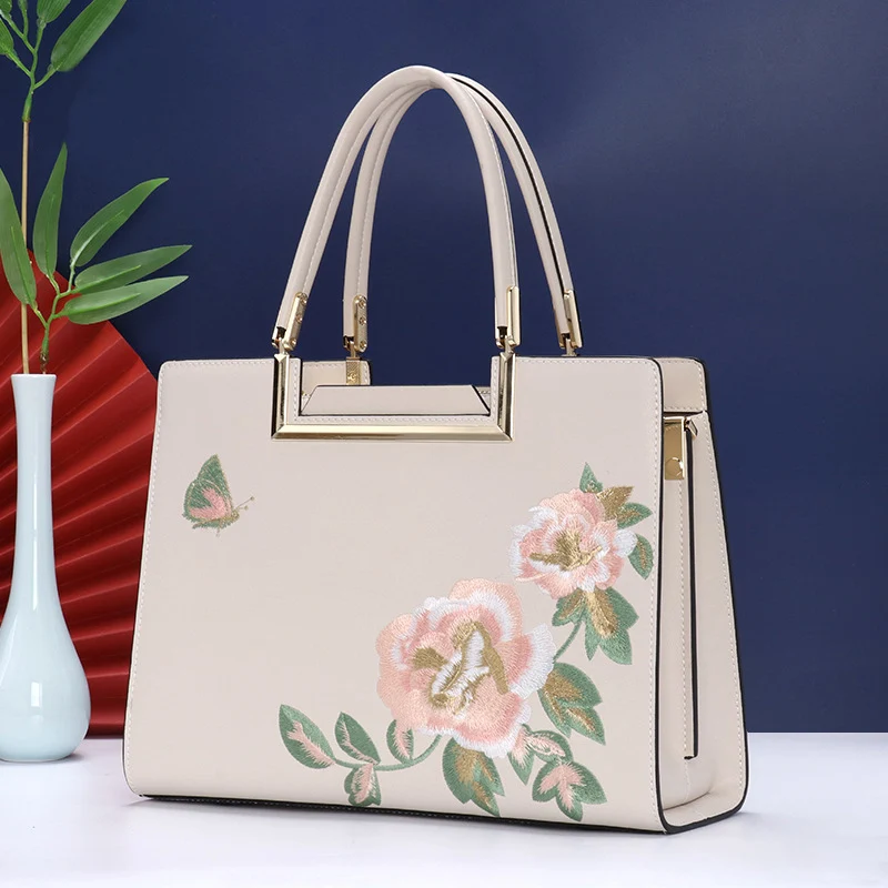 2023 New Women Elegant Handbag Gift for Mothers Luxury Embroidery Peony Flowers Shoulder Bag Female National Design Messenger