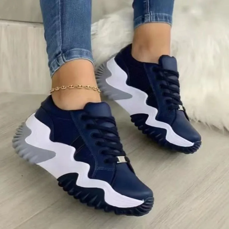 Sapatilhas de plataforma vulcanizada respirável para mulheres, sapatos de lona casual, fundo grosso, topo baixo, tamanho grande, verão