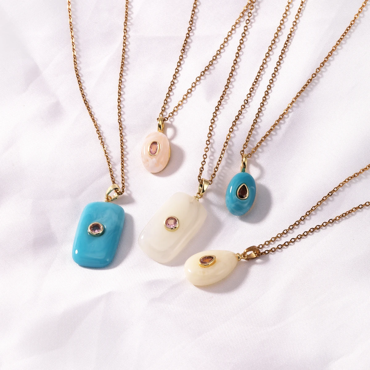 Colar Vintage Boho Multicolori - Resin Art Necklace avaliação e preço