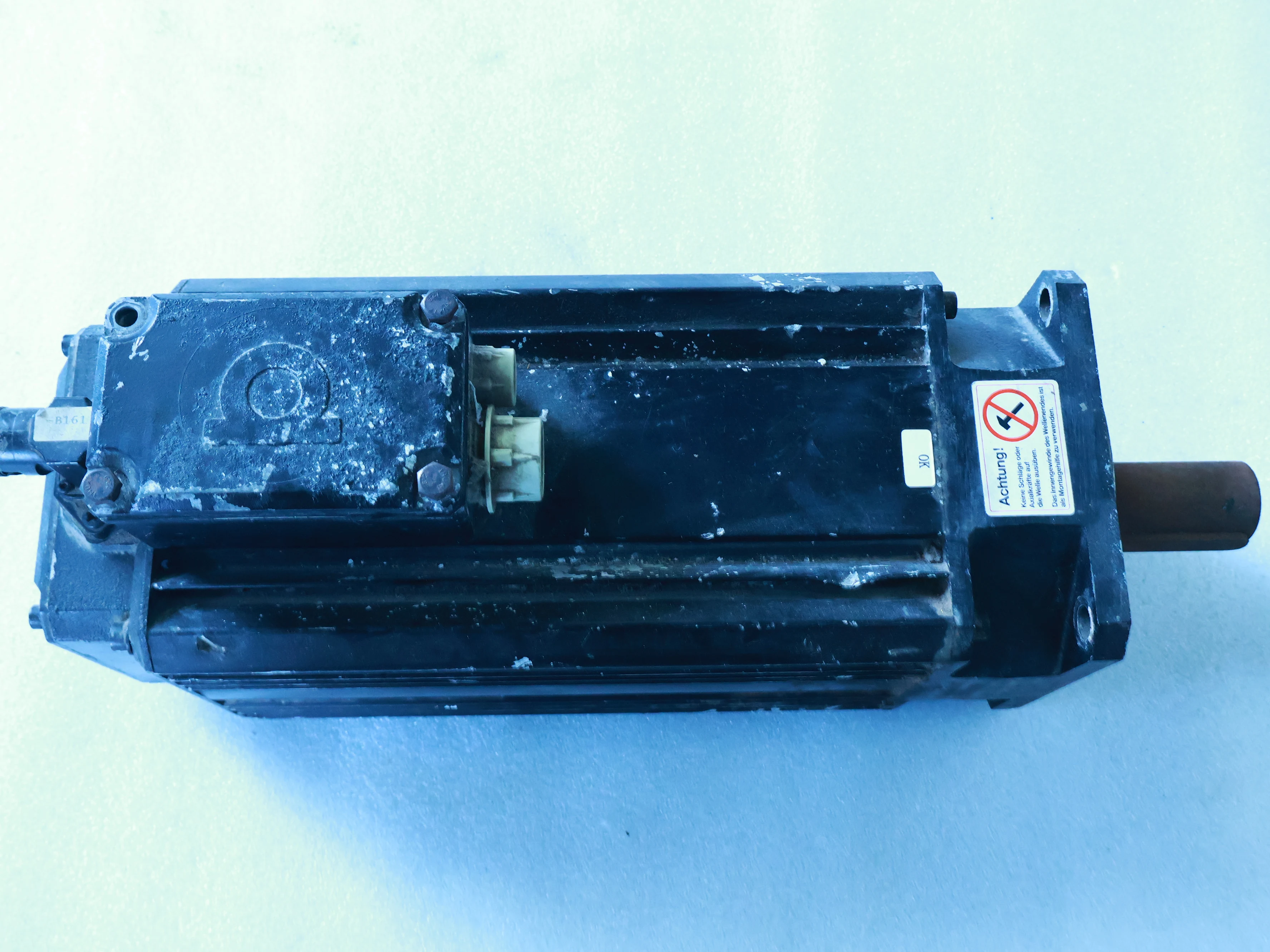 

DS71-M3 Для серводвигателя Baumuller DS71-M3 б/у