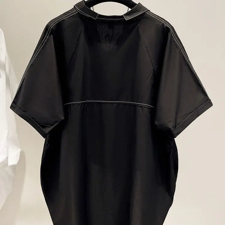 قميص أبيض متخصص للنساء في الصيف على الطراز الكوري، بلوزة رفيعة وفضفاضة بأكمام قصيرة