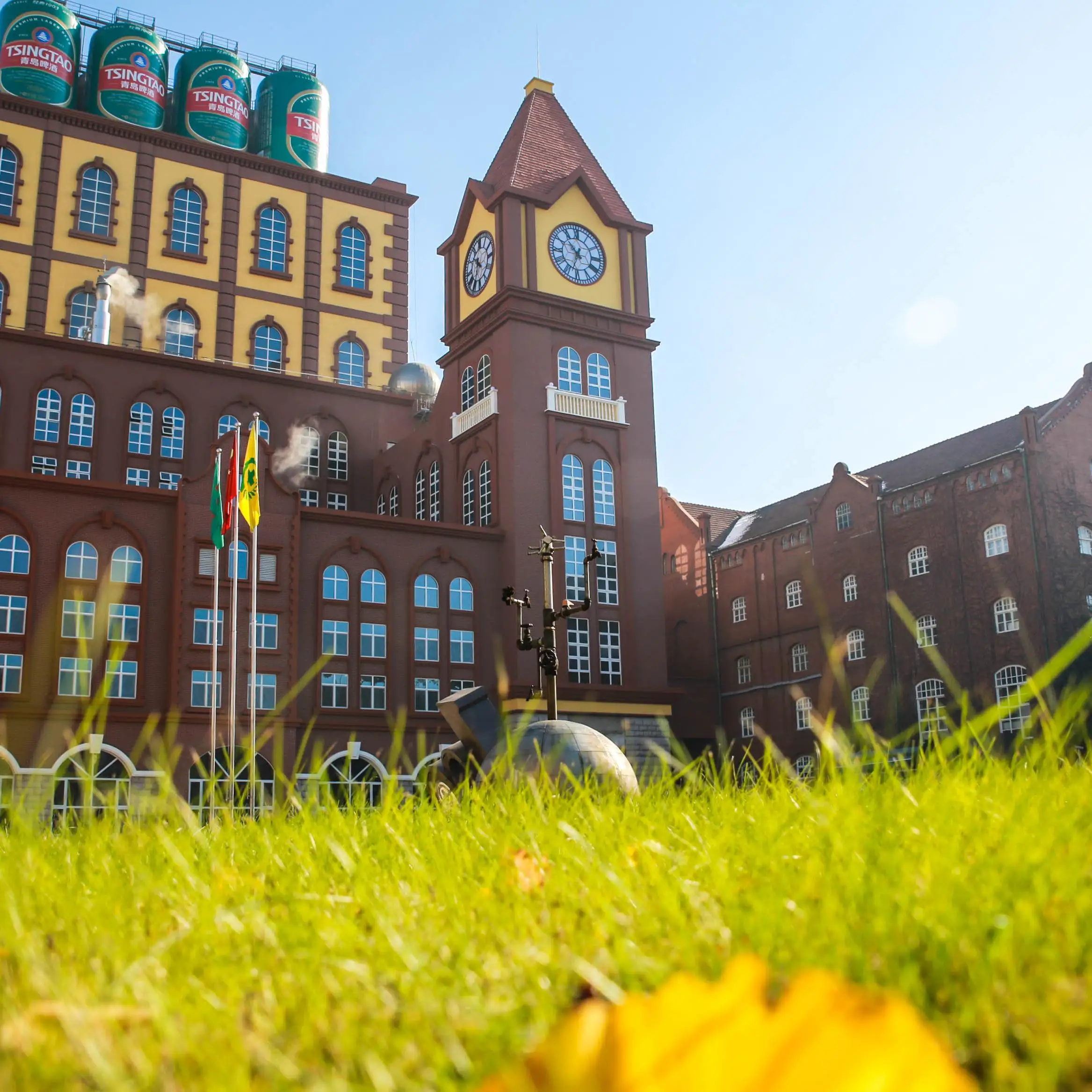 [Museumo de la cerveza de Tsingtao - Boleto de admisión de doble exposición (St