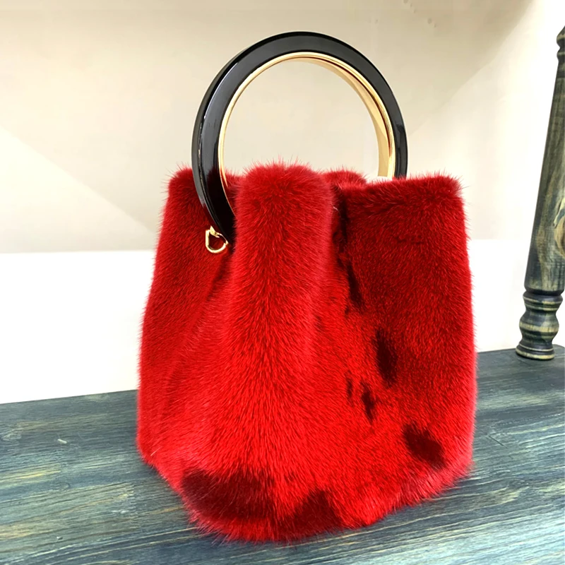 Designer Fashion Fur Handbag Shoulder Strap Crossbody Handbag Adjustable Large Capacity Real Mink Fur Bag For Women\'s Bag