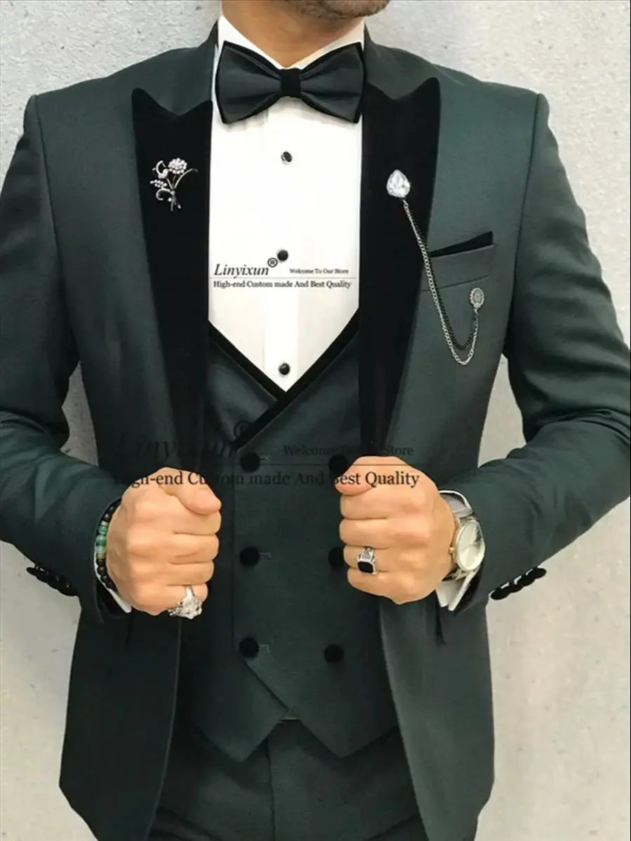 

Classic Men's Wedding Suits Peaked Lapel Male Prom Blazers Sets Groom Tuxedos Slim vestidos de novia 3 Pieces Sets ropa hombre