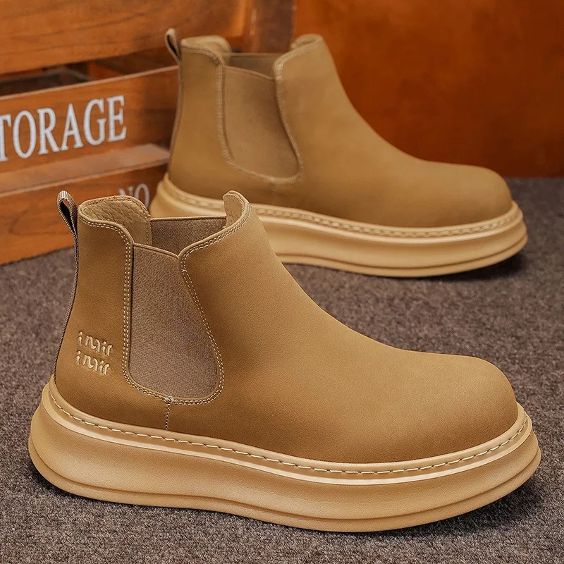 

Высокие повседневные туфли в британском стиле, мужские зимние новые мужские замшевые туфли на платформе, удобная дизайнерская обувь без шнуровки, мужские ботильоны