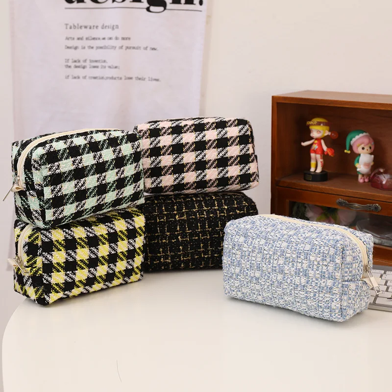 1 Pcs Kawaii Pencil Case Cute Small Fresh Green Grid Pencilcase Pencil Bag School Supplies Stationery