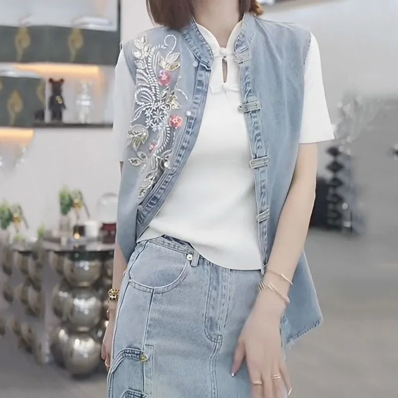 Guofeng Chinese Large Size 2026 New Heavy Industry Stand-Up Collar Buckle Embroidered Vest Casual Loose Denim Vest Summer