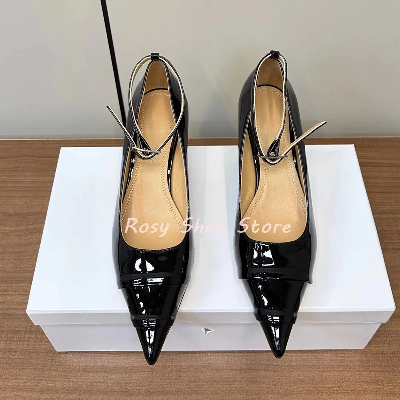 2025 جديد جلد طبيعي بوينت تو هريرة كعب المرأة مضخات بيرليسسينت براءات الاختراع والجلود الكاحل حزام مضخات مكتب سيدة فستان حذاء