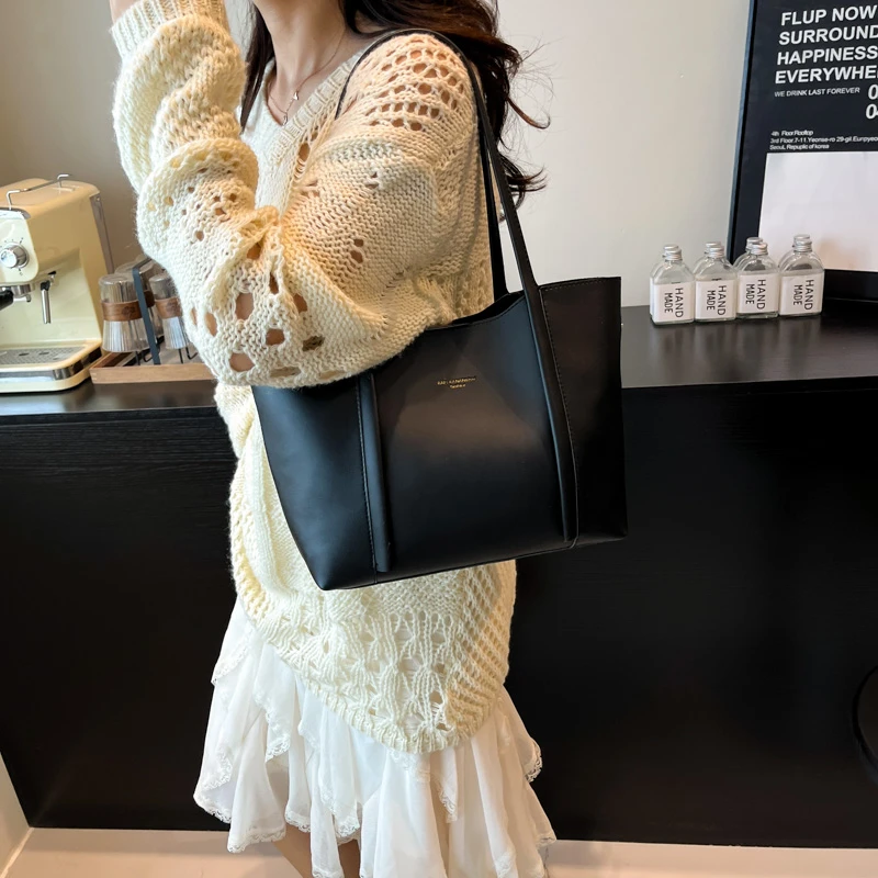 

Elegant Women's Luxury Leather Handbag Fashion Shoulder Crossbody Bag Classic Designer Tote Vintage Look
