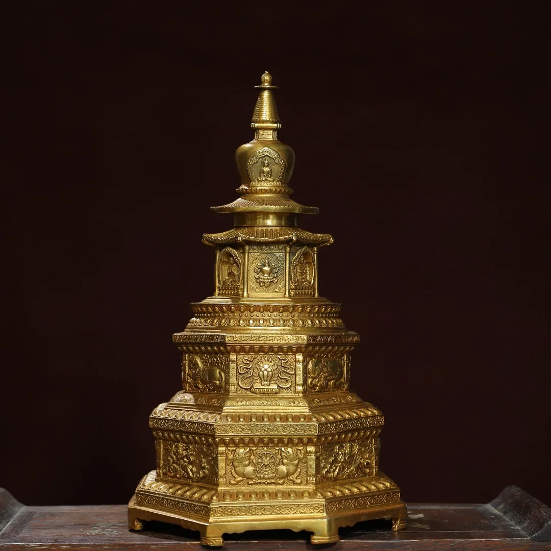 Treasure of the Old Collection: Copper Gilded and Auspicious Eight Treasures [Buddhist Pagoda] Height 38 cm, width 22 cm