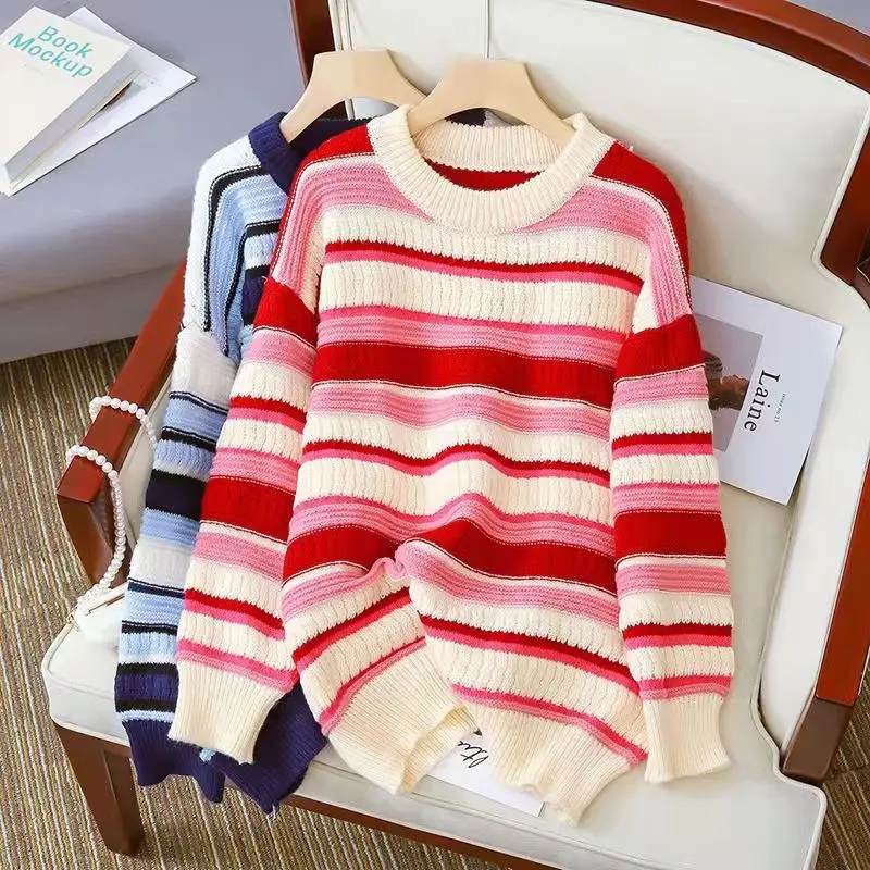 Maglione pullover con scollo allentato a righe Autunno New Fashion Top lavorato a maglia a maniche lunghe Versione coreana Giacca versatile per pendolarismo