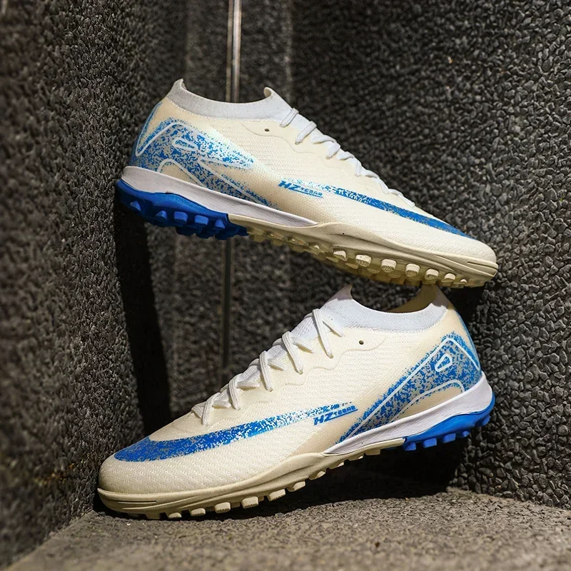 

New Men Football Boots Long Spikes Ultralight Match Indoor Grass Cleats Soccer Shoes Breathable Sneakers Training Drop Shipping
