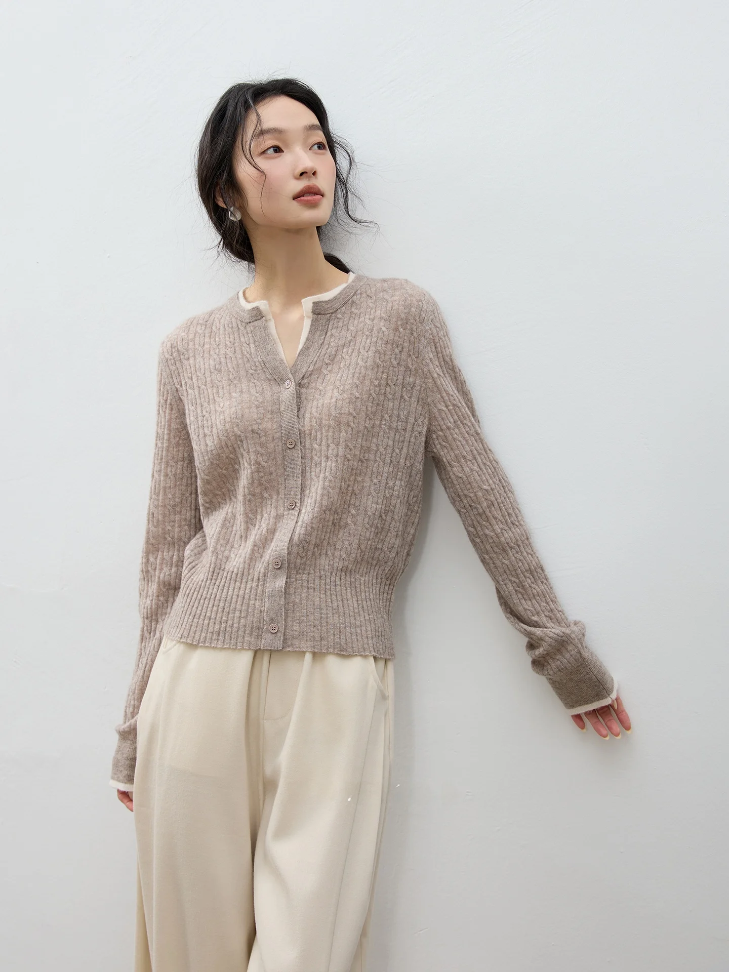 

Spring New Arrival Women's Thin Woolen Knitted Sweater Fake Two-Piece Camere Base irt Long Sve Regular Length Coat